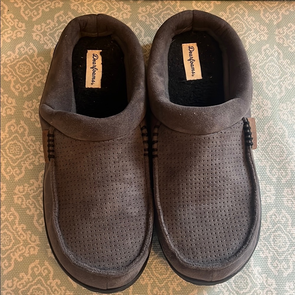 Dearfoams Mens Slippers Gray Slip-On Loafers with Cushioned Sole Size Large - Picture 1 of 5